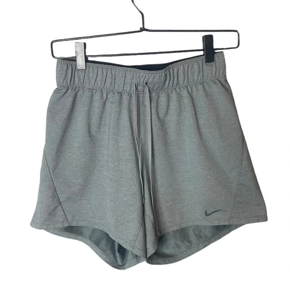 Nike Women’s Dri-Fit Attack Shorts Size XS / Style DB4502-073 in Gray - Picture 2 of 8